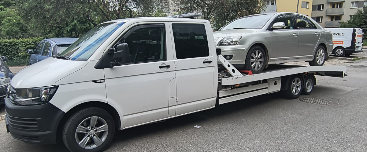 Profesjonalne holowanie samochodów w Jaworznie przez BOLHOL – szybka i całodobowa pomoc drogowa